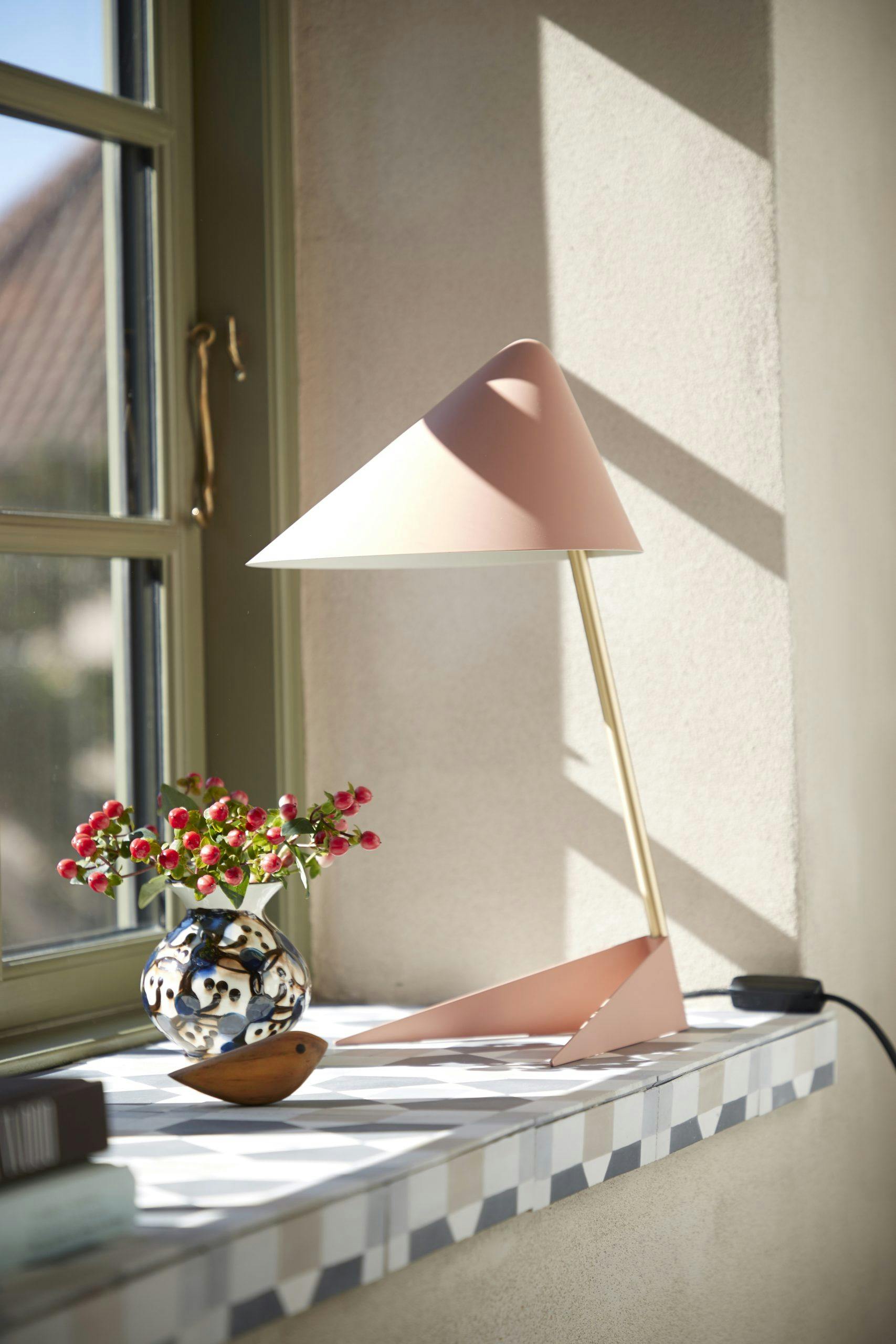 warmnordic ambience twirlingbird Rosa lampe Warm Nordic